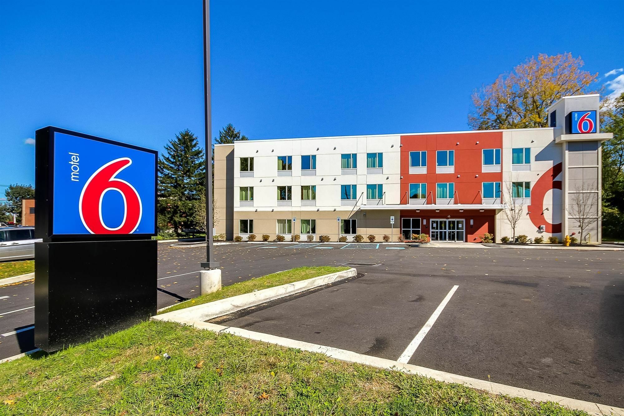 Motel 6-Allentown, Pa ภายนอก รูปภาพ